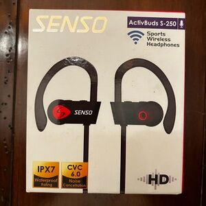 Senso Wireless sport headphones.